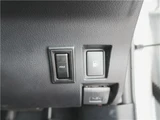2017 Lexus CT CT200h Version L Pearl Sedan for sale, Japanese used car export - photo 33 of 70 | GULJI TRADERS