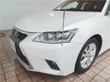 2017 Lexus CT CT200h Version L Pearl Sedan for sale, Japanese used car export - photo 62 of 70 | GULJI TRADERS