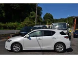 2017 Lexus CT 200h Version C Other Sedan for sale, Japanese used car export - photo 5 of 29 | GULJI TRADERS