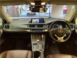 2017 Lexus CT CT200h Pearl Sedan for sale, Japanese used car export - photo 29 of 51 | GULJI TRADERS