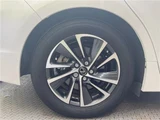 2017 Lexus CT CT200h Version C White Sedan for sale, Japanese used car export - photo 13 of 30 | GULJI TRADERS