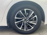 2017 Lexus CT CT200h Version C White Sedan for sale, Japanese used car export - photo 14 of 30 | GULJI TRADERS