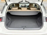 2017 Lexus CT 200h Version C Seg Monitor Pearl Sedan for sale, Japanese used car export - photo 14 of 50 | GULJI TRADERS
