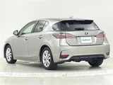 2017 Lexus CT 200h Version C Silver Sedan for sale, Japanese used car export - photo 2 of 24 | GULJI TRADERS
