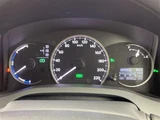 2017 Lexus CT 200h Version C Silver Sedan for sale, Japanese used car export - photo 13 of 24 | GULJI TRADERS