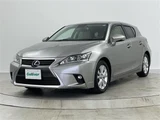 2017 Lexus CT 200h Version C Silver Sedan for sale, Japanese used car export - photo 21 of 24 | GULJI TRADERS
