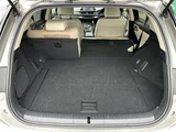 2017 Lexus CT 200h Version C Silver Sedan for sale, Japanese used car export - photo 19 of 24 | GULJI TRADERS
