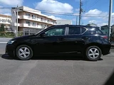 2017 Lexus CT 1800 CT200h 5-door DCVT 2WD 5-seater Black Sedan for sale, Japanese used car export - photo 16 of 23 | GULJI TRADERS