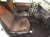 2017 Lexus CT Pearl Sedan for sale, Japanese used car export - photo 5 of 11 | GULJI TRADERS