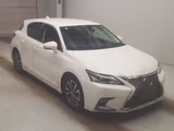 2017 Lexus CT CT200h Version L Pearl Sedan for sale, Japanese used car export - photo 3 of 10 | GULJI TRADERS