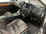 2017 Lexus CT CT200h Version L Pearl Sedan for sale, Japanese used car export - photo 5 of 10 | GULJI TRADERS