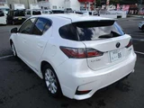 2017 Lexus CT 200h Version C Pearl Sedan for sale, Japanese used car export - photo 8 of 9 | GULJI TRADERS