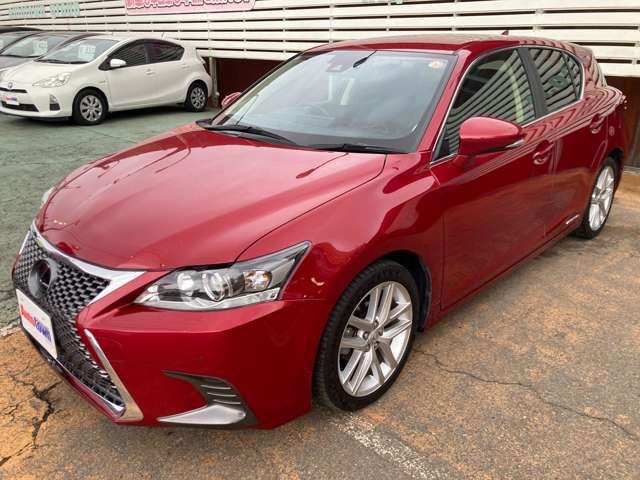 2018 Lexus CT 200h Red Sedan for sale, Japanese used car export | GULJI TRADERS