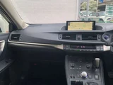 2018 Lexus CT 200h version C White Sedan for sale, Japanese used car export - photo 18 of 35 | GULJI TRADERS