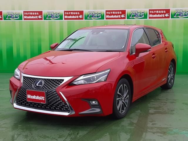 2018 Lexus CT Version C Moonroof Half Leather Seats Red Sedan for sale, Japanese used car export - photo 1 of 20 | GULJI TRADERS