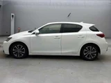 2018 Lexus CT CT200h Version C Pearl Sedan for sale, Japanese used car export - photo 5 of 15 | GULJI TRADERS