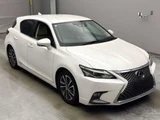 2018 Lexus CT CT200h Version C Pearl Sedan for sale, Japanese used car export - photo 1 of 9 | GULJI TRADERS
