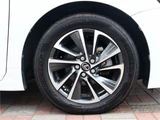 2019 Lexus CT CT200h Version L Pearl Sedan for sale, Japanese used car export - photo 13 of 48 | GULJI TRADERS