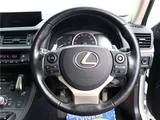 2019 Lexus CT CT200h Version L Pearl Sedan for sale, Japanese used car export - photo 23 of 48 | GULJI TRADERS