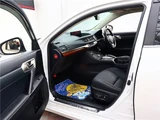 2019 Lexus CT CT200h Version L Pearl Sedan for sale, Japanese used car export - photo 38 of 48 | GULJI TRADERS