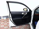 2019 Lexus CT CT200h Version L Pearl Sedan for sale, Japanese used car export - photo 40 of 48 | GULJI TRADERS