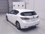 2011 Lexus CT200h Pearl Sedan for sale, Japanese used car export - photo 2 of 10 | GULJI TRADERS