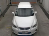 2011 Lexus CT200h Ver.L Pearl Sedan for sale, Japanese used car export - photo 6 of 10 | GULJI TRADERS