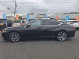 2019 Lexus ES 300h Sedan for sale, Japanese used car export - photo 3 of 22 | GULJI TRADERS