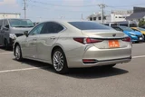 2019 Lexus ES ES300h VersionL Sedan for sale, Japanese used car export - photo 12 of 30 | GULJI TRADERS