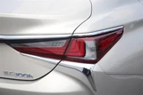 2019 Lexus ES ES300h VersionL Sedan for sale, Japanese used car export - photo 27 of 30 | GULJI TRADERS
