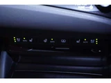 2020 Lexus ES 300h F Sport Sedan for sale, Japanese used car export - photo 41 of 80 | GULJI TRADERS