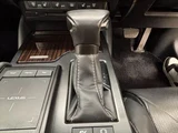 2020 Lexus ES ES300h Sedan for sale, Japanese used car export - photo 34 of 50 | GULJI TRADERS
