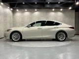 2020 Lexus ES 300h Sedan for sale, Japanese used car export - photo 7 of 69 | GULJI TRADERS