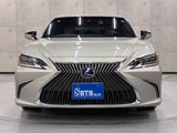 2020 Lexus ES 300h Sedan for sale, Japanese used car export - photo 9 of 69 | GULJI TRADERS
