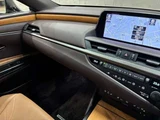 2020 Lexus ES 300h Sedan for sale, Japanese used car export - photo 45 of 69 | GULJI TRADERS