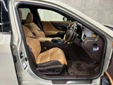 2020 Lexus ES 300h Sedan for sale, Japanese used car export - photo 51 of 69 | GULJI TRADERS