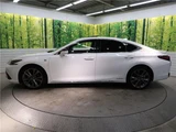 2020 Lexus ES ES300h F Sport Sedan for sale, Japanese used car export - photo 17 of 30 | GULJI TRADERS