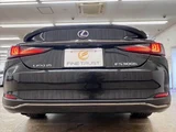 2020 Lexus ES ES300h Sedan for sale, Japanese used car export - photo 17 of 50 | GULJI TRADERS