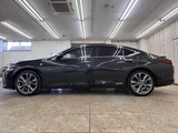 2020 Lexus ES ES300h Sedan for sale, Japanese used car export - photo 20 of 50 | GULJI TRADERS