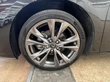 2020 Lexus ES ES300h Sedan for sale, Japanese used car export - photo 27 of 50 | GULJI TRADERS