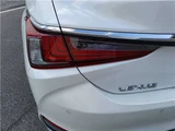 2020 Lexus ES ES300h Sedan for sale, Japanese used car export - photo 23 of 60 | GULJI TRADERS