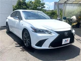 2020 Lexus ES ES300h F Sport Sedan for sale, Japanese used car export - photo 13 of 30 | GULJI TRADERS