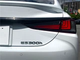 2020 Lexus ES ES300h F Sport Sedan for sale, Japanese used car export - photo 22 of 30 | GULJI TRADERS
