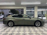 2020 Lexus ES 300h Sedan for sale, Japanese used car export - photo 10 of 80 | GULJI TRADERS