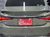 2020 Lexus ES 300h Sedan for sale, Japanese used car export - photo 11 of 80 | GULJI TRADERS