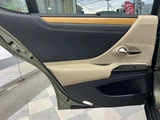 2020 Lexus ES 300h Sedan for sale, Japanese used car export - photo 79 of 80 | GULJI TRADERS