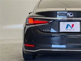 2020 Lexus ES ES300h Sedan for sale, Japanese used car export - photo 17 of 27 | GULJI TRADERS