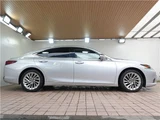 2020 Lexus ES ES300h Sedan for sale, Japanese used car export - photo 8 of 78 | GULJI TRADERS