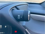 2020 Lexus ES 300h-F Sport Sedan for sale, Japanese used car export - photo 33 of 47 | GULJI TRADERS
