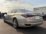 2020 Lexus ES 300h Sedan for sale, Japanese used car export - photo 2 of 24 | GULJI TRADERS
